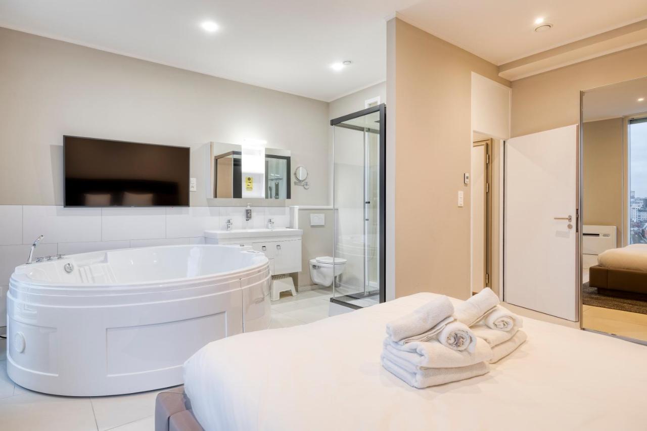 Smartflats - Midi 33 Apartment Brussel Bagian luar foto