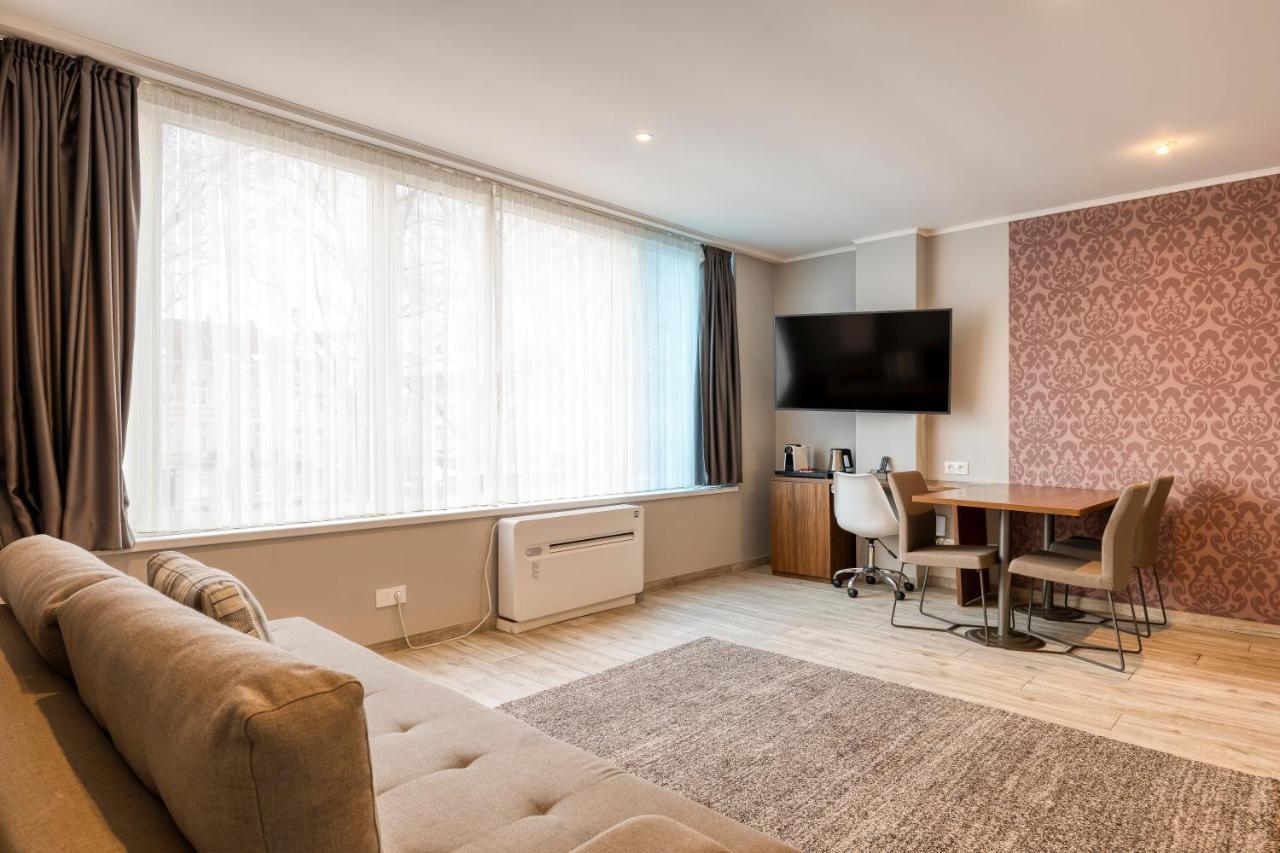 Smartflats - Midi 33 Apartment Brussel Bagian luar foto