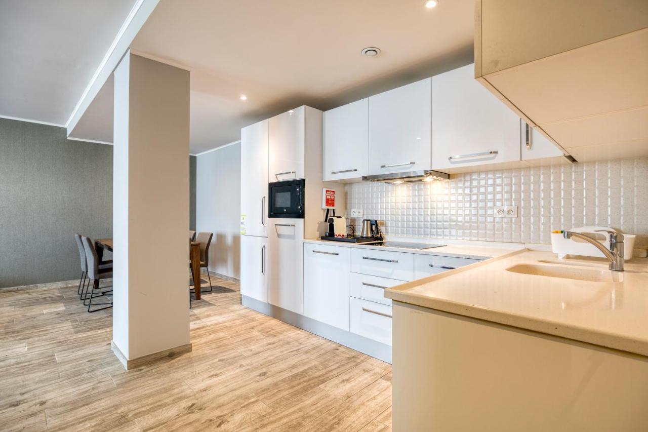 Smartflats - Midi 33 Apartment Brussel Bagian luar foto