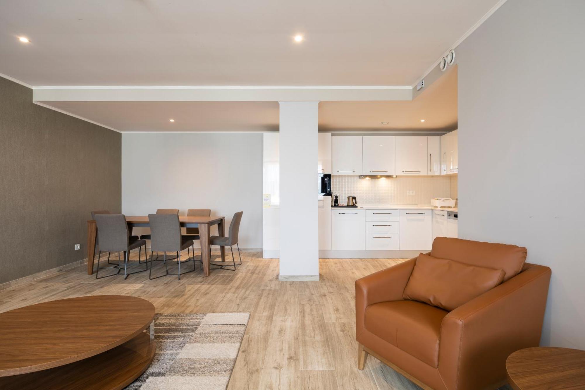 Smartflats - Midi 33 Apartment Brussel Bagian luar foto